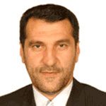 Vertreter des iranischen Regimes schickt Schlägertrupps, um Frauen zu verprügeln