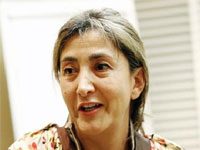 Die Bewohner Ashrafs werden vom einem Staat als Geiseln genommen – INGRID BETANCOURT