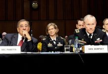 US Senatoren drücken tiefe Sorge über Camp Ashraf aus, Warnung an den Irak
