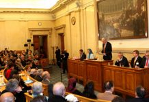 Paris – Französisches Parlament – Abgeordnete aus verschiedenen Parteien rufen zu einer entschlossenen Politik gegenüber Teheran auf