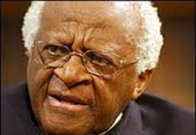 Erzbischof Tutu fordert die sofortige Freilassung der sieben iranischen Dissidenten, die in Camp Ashraf als Geiseln genommen wurden