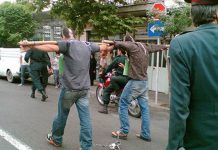 Iran: Gefangener in Rasht am Pranger durch die Straßen der Stadt getrieben