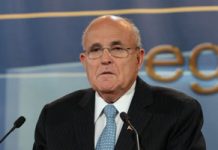 Die USA müssen Camp Liberty schützen und einen Regimewechsel im Iran unterstützen, fordert Giuliani