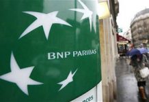 Der Direktor der französischen BNP-Paribas-Bank ist, so teilt sie mit, zurückgetreten