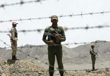 Das iranische Regime feuert 24 Raketen nach Pakistan