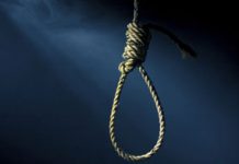 Das iranische Regime erhängt drei politische Gefangene