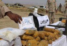 In der iranischen Politik wird Drogengeld benutzt, räumt der Innenminister ein