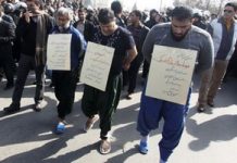 Bilder aus dem Iran: Männer werden öffentlich durch die Straßen geführt und erniedrigt, ohne angeklagt zu sein
