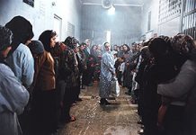 Das iranische Regime schaltet im Qarchak-Gefängnis die Wasserleitung ab und bedroht Häftlinge, die den Ramadan nicht einhalten
