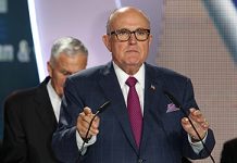 Rudy Giuliani: Die Führer des iranischen Regimes müssen für Verbrechen gegen die Menschlichkeit vor Gericht gestellt werden
