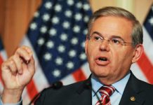 Senator Bob Menendez drängt Obama, die Sanktionen gegen den Iran zu verdichten