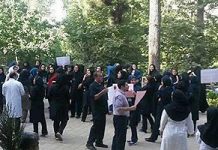 Iranische Krankenschwestern halten Anti-Regime Proteste ab