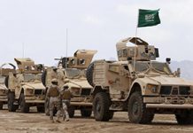 Für den Einsatz im Jemen bestimmte Waffen auf einem iranischen Schiff beschlagnahmt