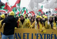 Paris: Tausende protestieren gegen Rohani und fordern Regimewechsel im Iran