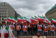 Berlin: Protestaktion und 3-Tage-Hungerstreik gegen die Massenhinrichtungen im Iran