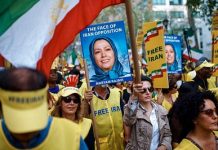Mächtiger Protest iranischen Aktivisten bei Rede von Rohani in UN