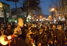 Am 10. Tag der Aufstände gehen die Proteste in verschiedenen Städten weiter