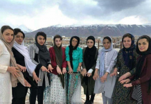 Iran: Schülerinnen – ein Brand und keine Hoffnung