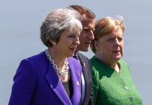 Regierungen wägen die Folgen der US Sanktionen gegen Iran ab