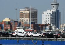 Wie eine mit dem Regime verbundene Mafia den Import von Autos in den Iran kontrolliert