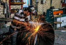 Irans Wirtschaft im freien Fall: eine desaströse Situation für die Arbeiter