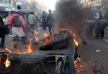 Der Iran will sich für die US Sanktionen während der Proteste wappnen