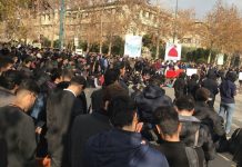 Iran: Studenten protestieren zum „Studententag” trotz der Unterdrückungsmaßnahmen des Regimes