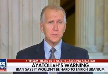 US Senator Thom Tillis: Das iranische Regime zahlt Hunderte Millionen Dollar an Terroristen