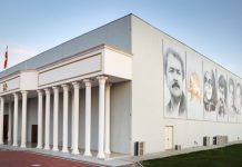 Die virtuelle Reise einer Gedenk-Ausstellung in Ashraf 3