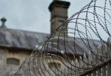 Iran: Namen von 7 politischen Gefangenen und Forderung nach dringenden Maßnahmen zur Freilassung aller Gefangenen