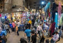 Die Todesfälle durch das Coronavirus übersteigen im Iran 308 000