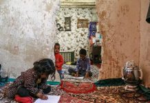 Irans wirtschaftliche Krisen und deren Wirkungen auf die Gesellschaft