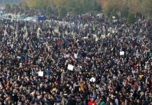 Iran: Freitagsgebetführer warnen vor einem weiteren Aufstand und der Rolle der MEK