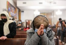 Verfolgung iranischer Christen im Jahr 2021 als Teil eines breiteren repressiven Trends beschleunigt