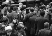 IRAN: Khameneis Experiment für Einheit im Regime, endet mit gespaltener Hardliner-Fraktion