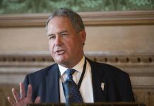 NWRI FAC Interview mit dem britischen Abgeordneten Bob Blackman über den Aufstand im Iran