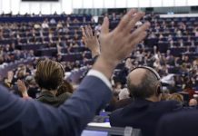 EU Parlament verabschiedet eine Resolution mit der Forderung der IRGC Kennzeichnung