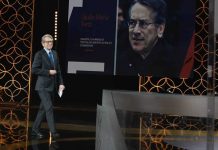 Senator Giulio Terzi erneuert bei Besuch in Ashraf 3 seine Unterstützung für die iranische Revolution und seinen Widerstand