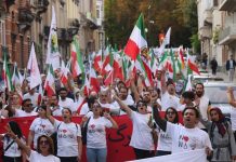 Kundgebung tausender Iraner in Brüssel zum Jahrestag des Aufstands