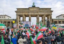 Große Iran-Demo in Berlin fordert eine entschlossene Politik gegenüber dem iranischen Regime