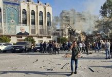 Irans Regime vor schwierigen inneren Herausforderungen nach dem Raketenangriff auf seine Botschaft in Damaskus