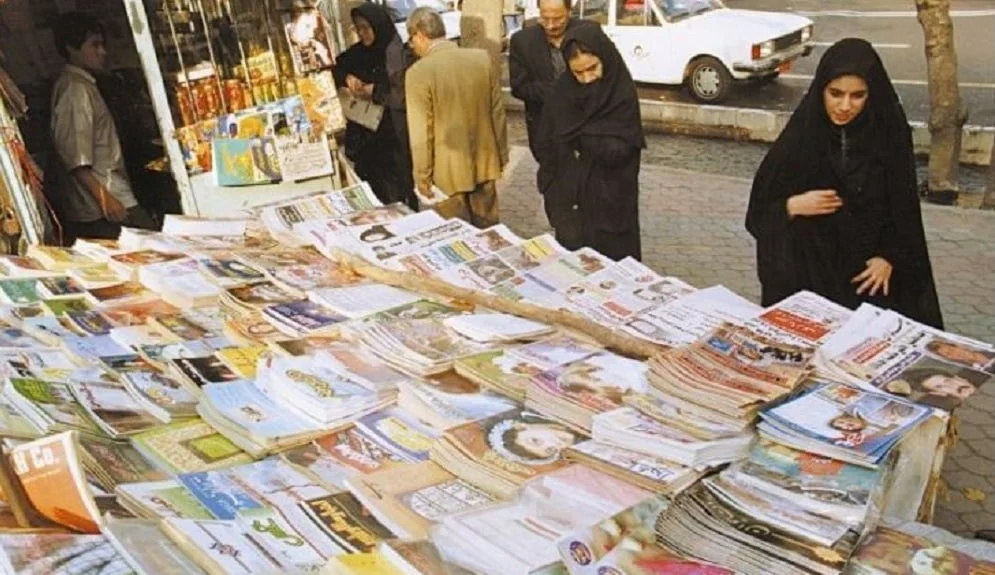 Heftige Machtkämpfe nach den Scheinwahlen für die Präsidentschaft in Iran 