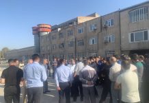 Proteste und Stromausfälle lösen im ganzen Land Unruhen aus