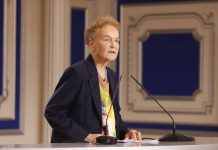 Deutsche Justizministerin a.D, Däubler-Gmelin, ruft zu internationalen Sanktionen gegen iranische Richter auf