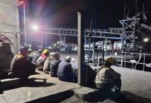 Das iranische Regime bemüht sich verzweifelt, die Empörung über das Grubenunglück von Tabas zu unterdrücken