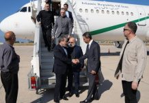 Irans Außenminister Araghchi bemüht sich, seine Stellvertreterkräfte trotz militärischer Rückschläge zu stärken