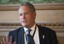 Abgeordneter Bob Blackman verurteilt Beschwichtigung Irans und Diffamierung der Opposition