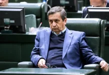 Iran: Ex-Minister enthüllt Parlamentskorruption