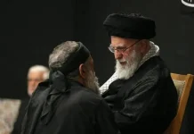 Patriotismus als Täuschung: Khameneis Reaktion auf Irans Zorn