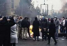 Irans Führung vor Unruhen wegen Sanktionen und Spaltungen